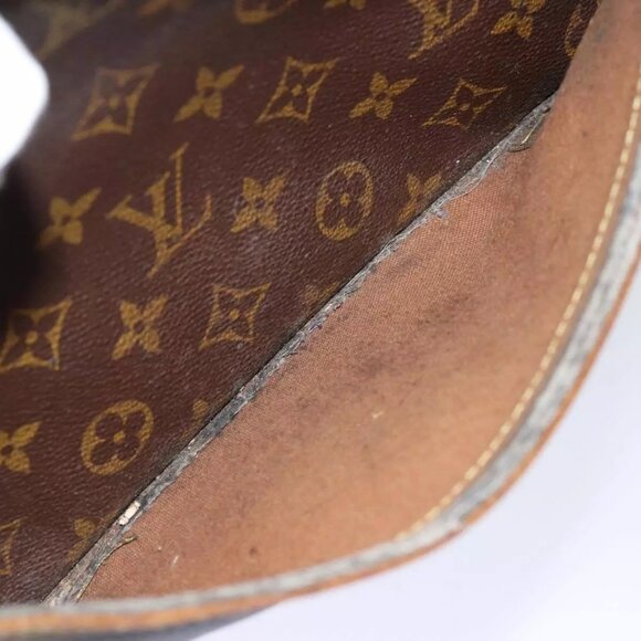 LOUIS VUITTON Monogram Compiegne 28 Clutch Bag - Picture 10 of 15